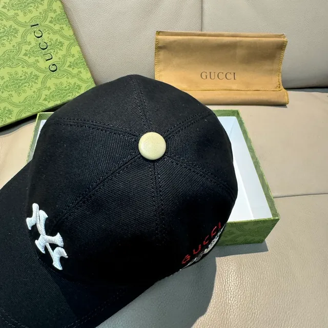 Gucci Noir Blanc Brodé Motif de Mite NY Yankees Logo Casquette de Baseball 5