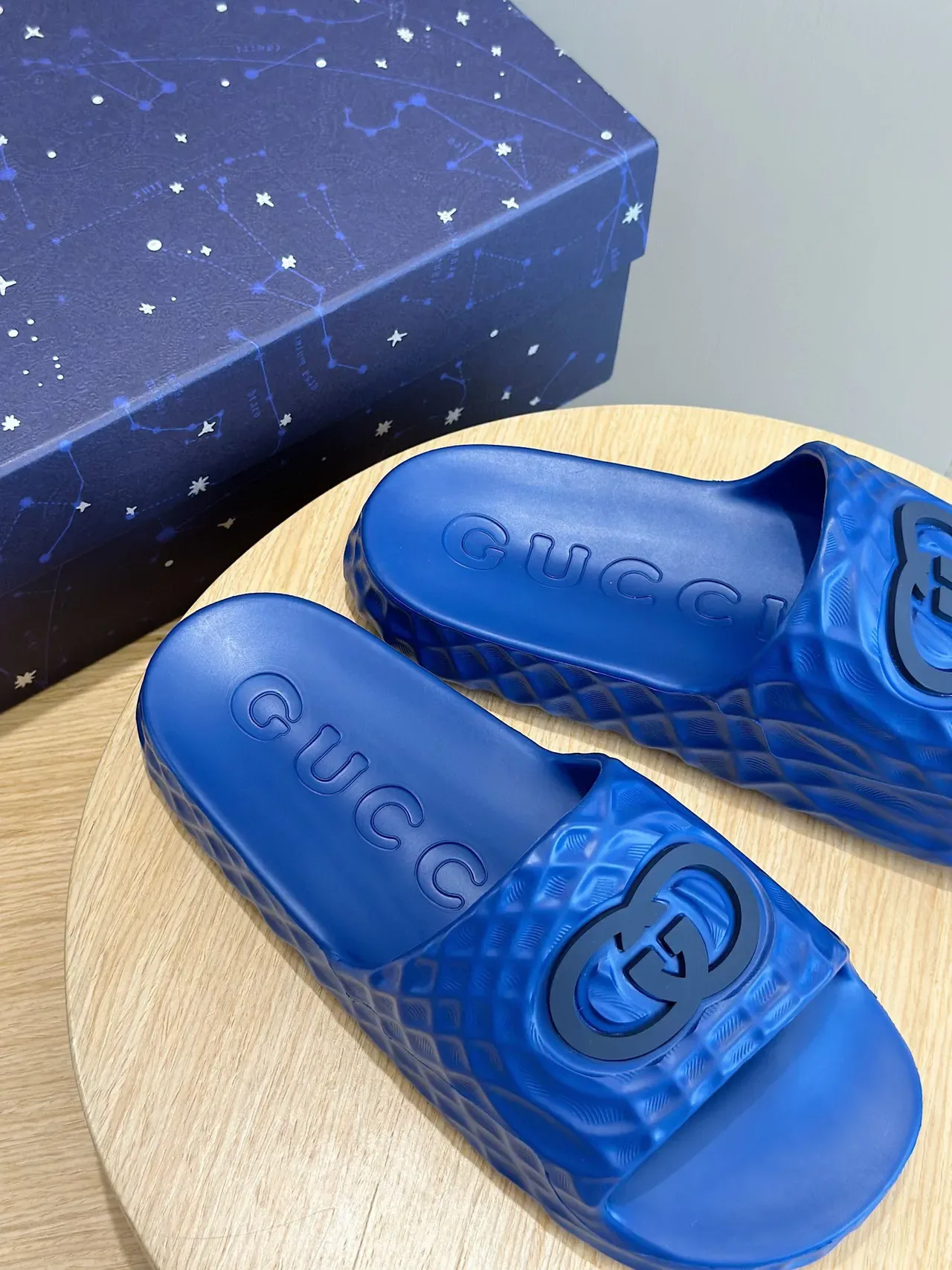 Gucci Blue Black Molded Rubber Quilted Texture Slippers 6