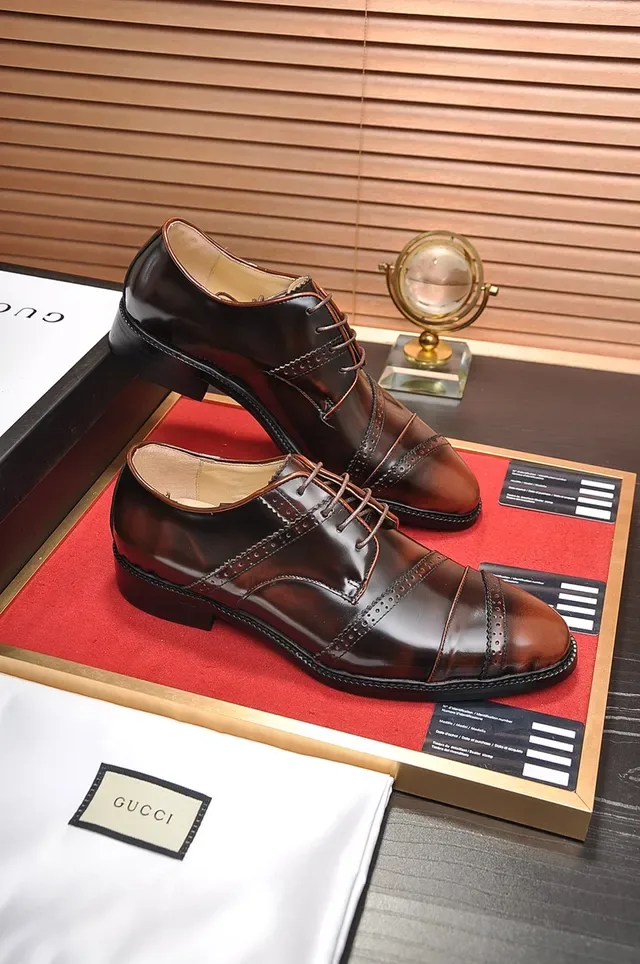 Gucci Chaussures Oxford Brogue Cap-Toe Marron Noir 4