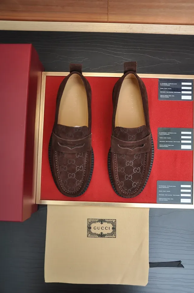 Gucci Brown Black Suede Upper Moc-Toe Stitching Loafer 5