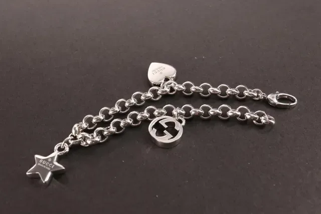 Gucci Charm Bracelet Silver Chain Link Heart Bracelet 2