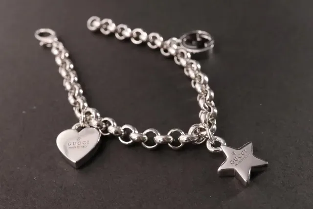 Gucci Charm Bracelet Silver Chain Link Heart Bracelet 3