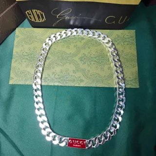 Gucci Curb-Link Chain Silver Red Enamel Plaque Necklace
