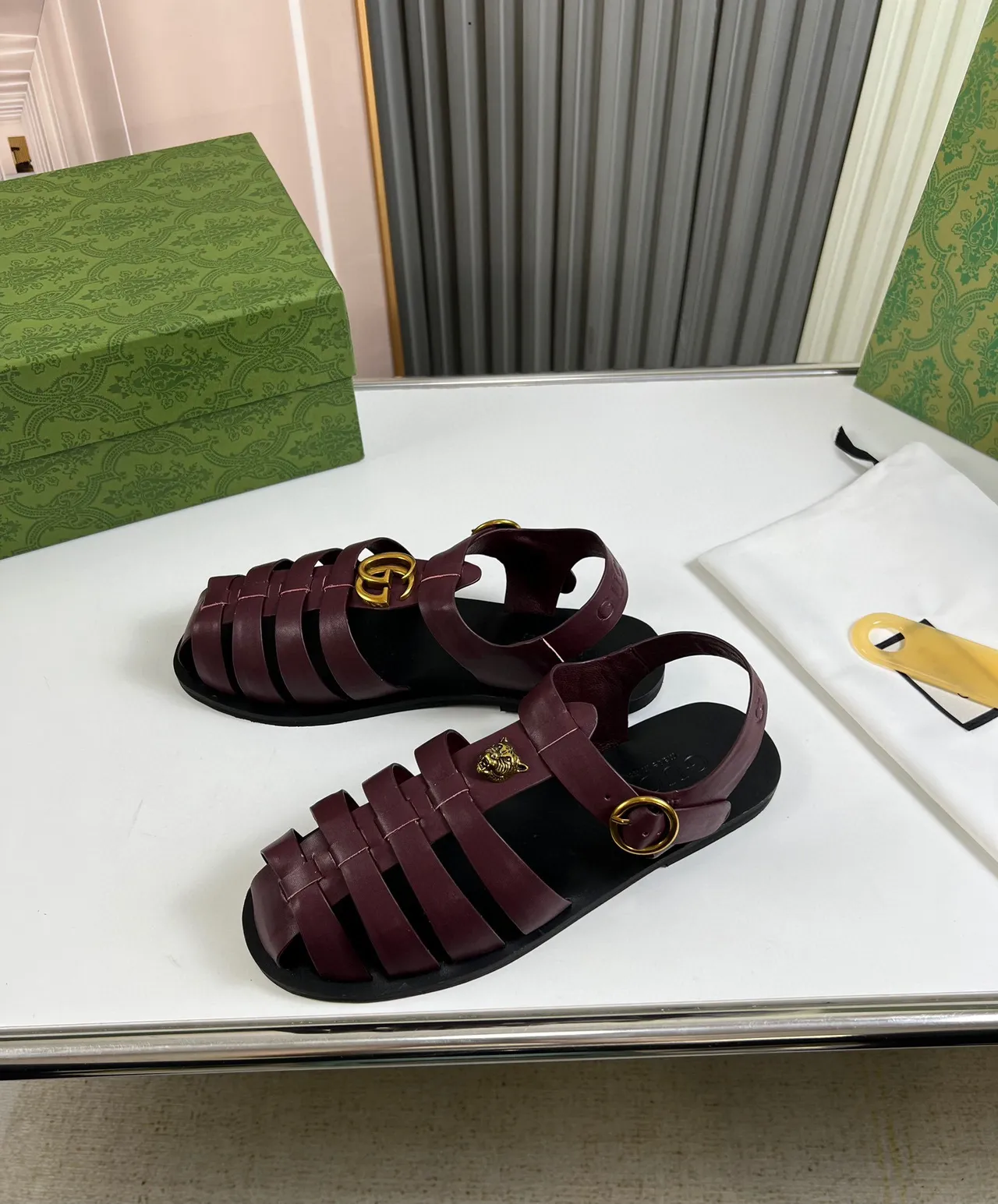 Gucci Dionysus Borgonha Dourado Multi-Estras Cabeça de Tigre Hardware Sandálias Gladiator 7