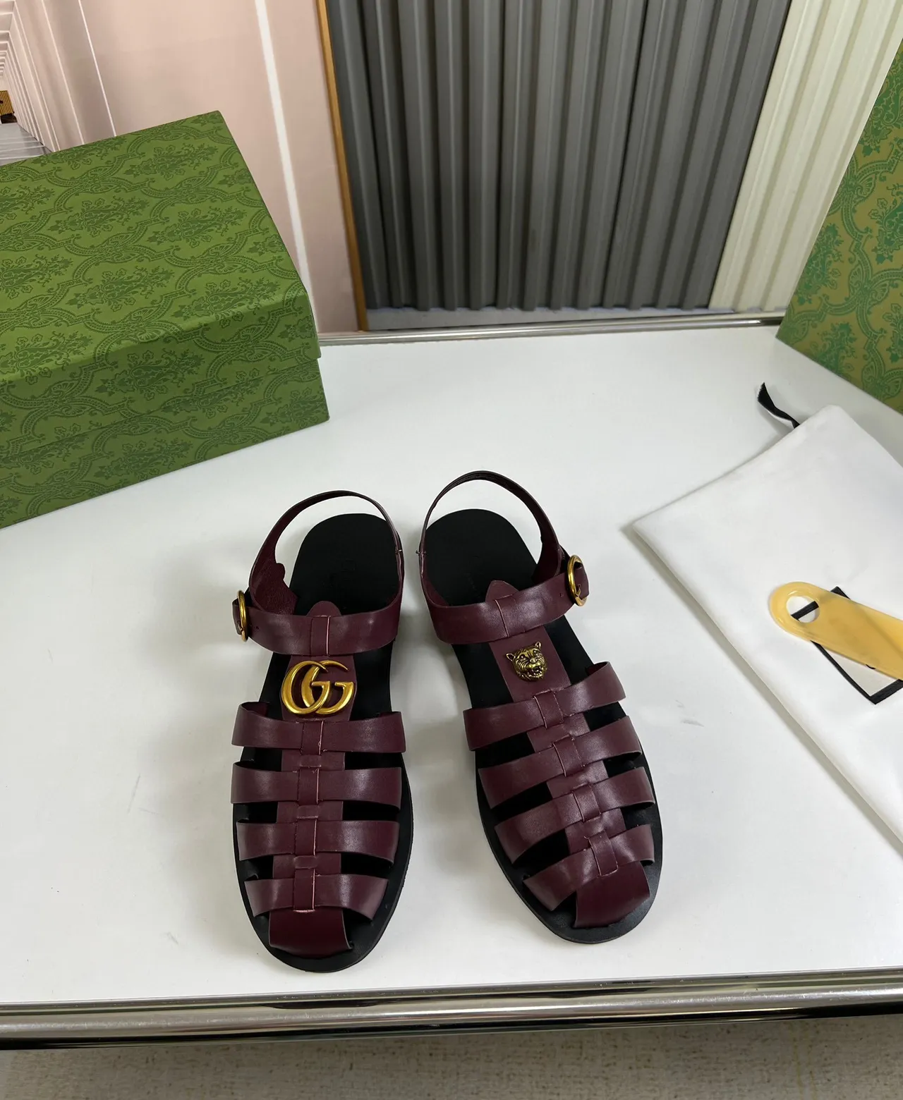 Gucci Dionysus Borgonha Dourado Multi-Estras Cabeça de Tigre Hardware Sandálias Gladiator 9
