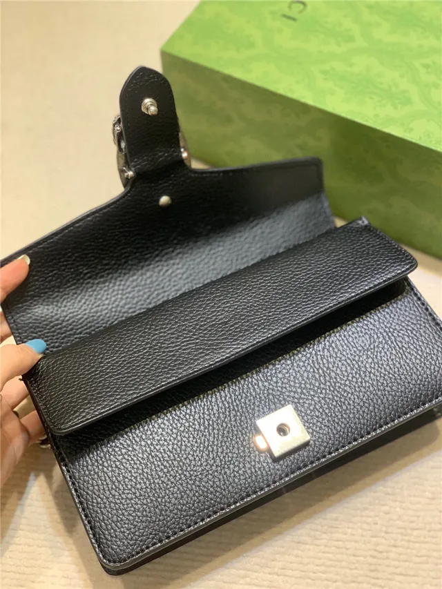 Gucci Dionysus White Pebbled Leather Blue Enamel Horsebit Chain Bag 3