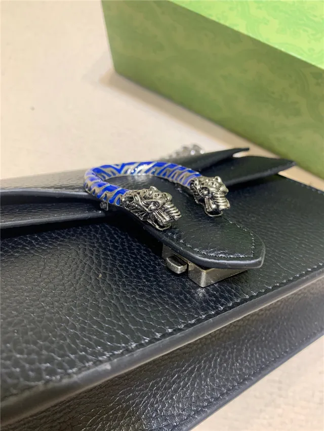 Gucci Dionysus White Pebbled Leather Blue Enamel Horsebit Chain Bag 4