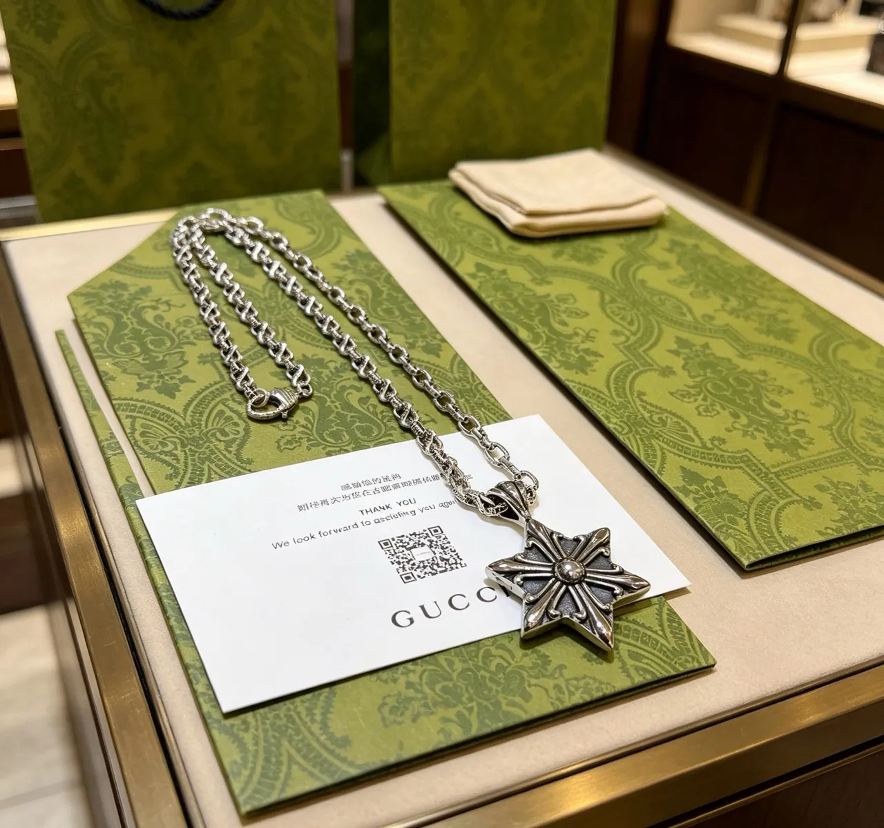 Gucci Eight-Point Star Silver Blue Oxidized Metal Pendant Necklace 7