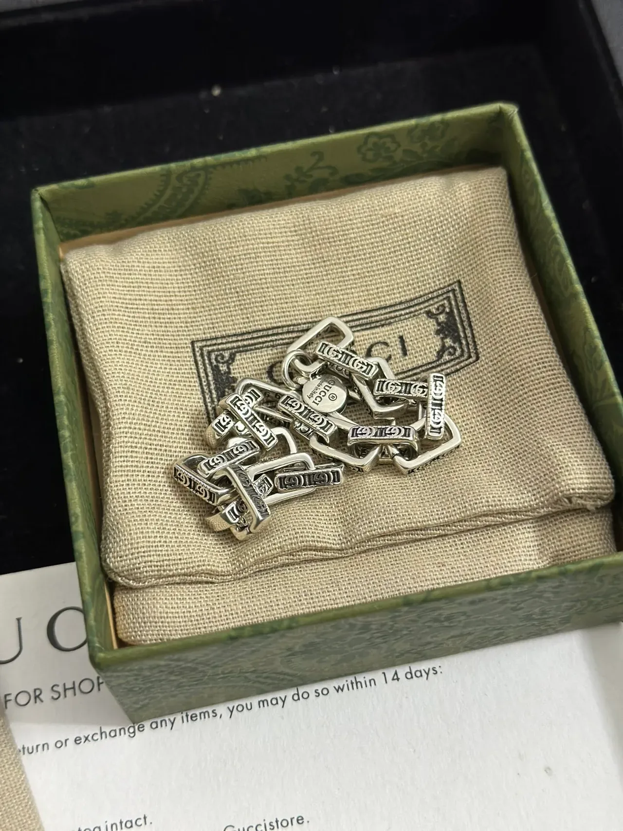 Gucci Engraved Link Chain Silver Beige Rectangular Curb Links Bracelet 6