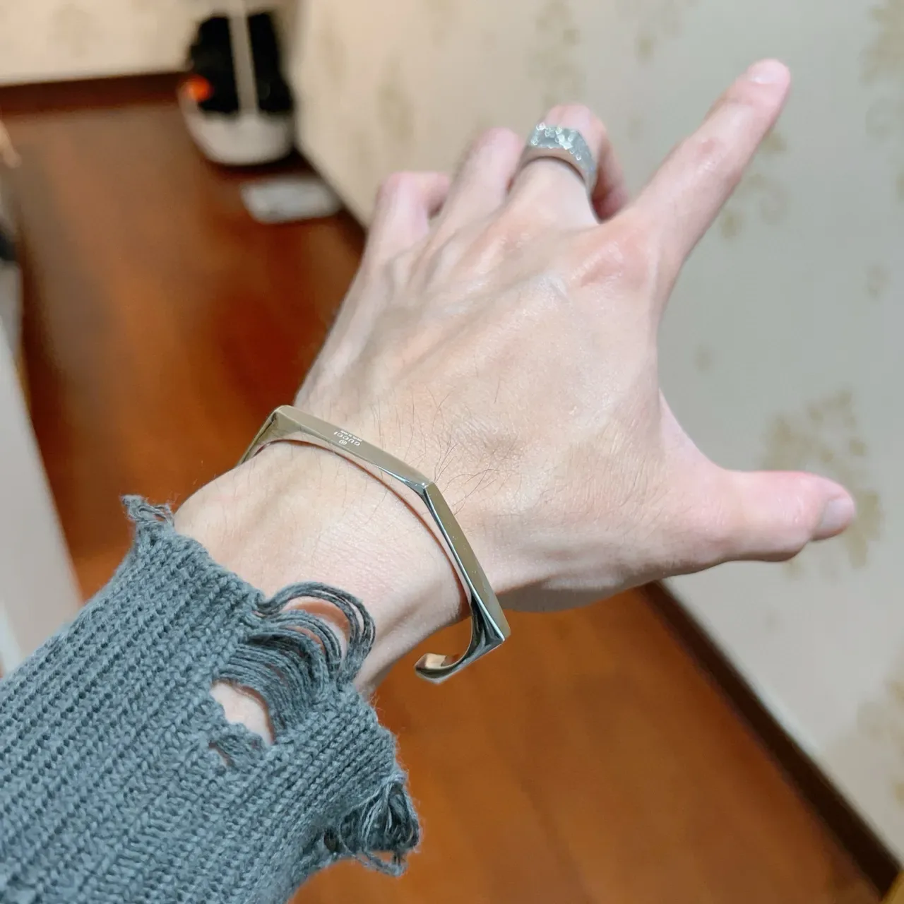 Gucci Geometric Faceted Open Bangle Bracelet 4
