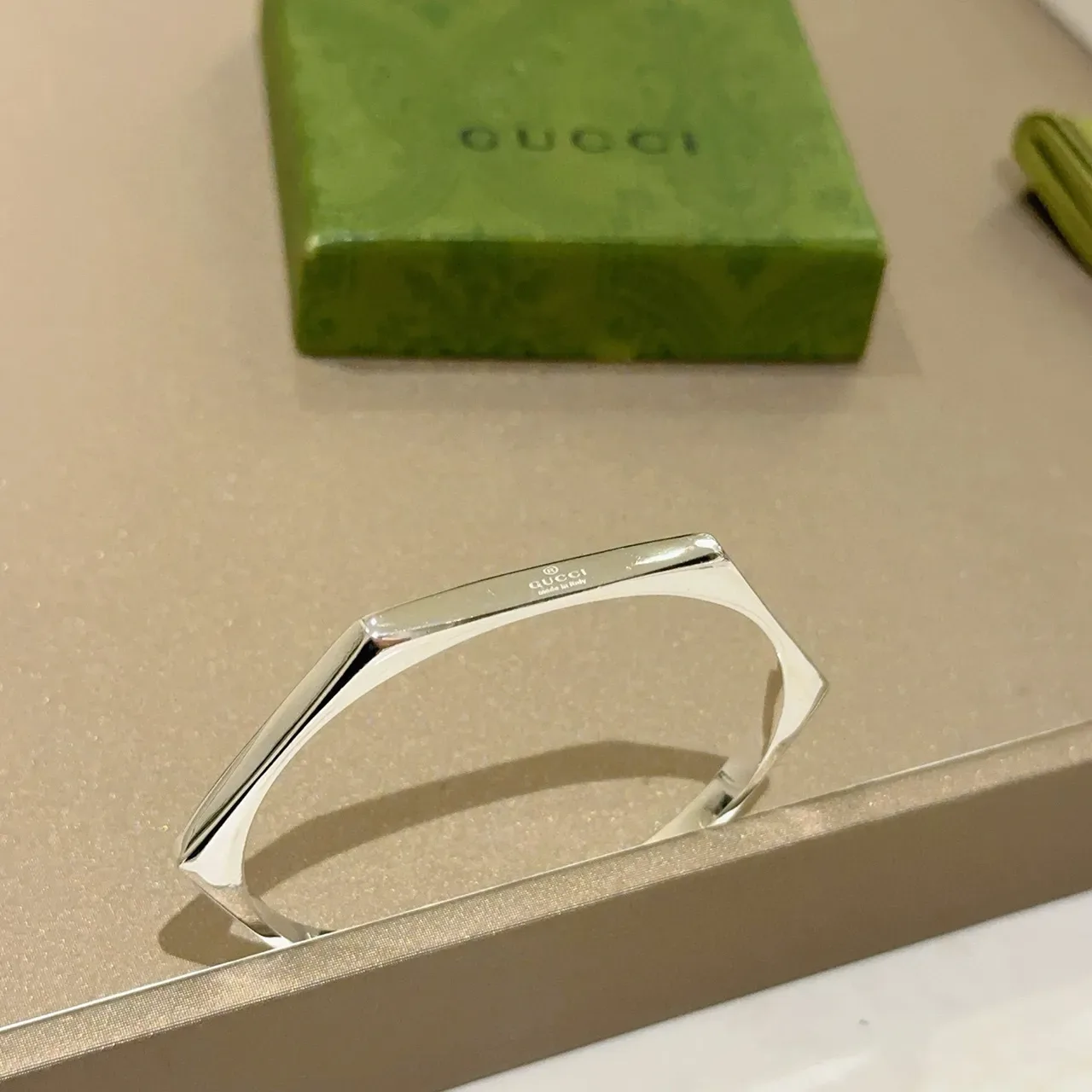Gucci Geometric Faceted Open Bangle Bracelet 6