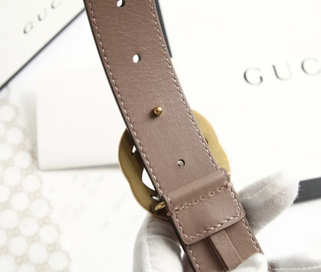 Gucci GG Marmont Beige Gold Smooth Interlocking G Buckle Leather Belt 2