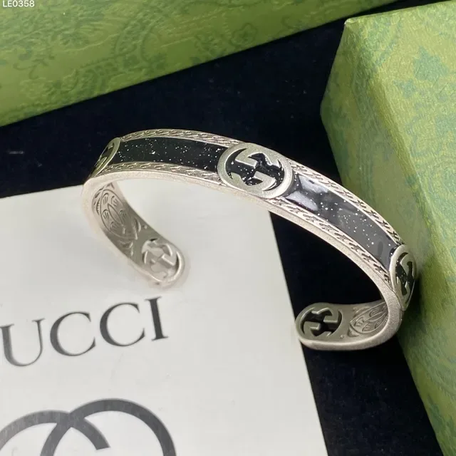 Gucci GG Marmont Black Speckled Enamel Cuff Bracelet 3