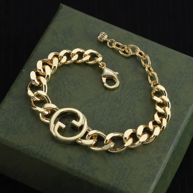 Gucci GG Marmont Gold Curb Chain Interlocking G Logo Charm Necklace 5
