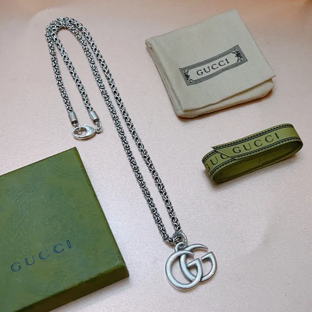 Gucci GG Marmont Interlocking Double G Silver-Tone Necklace 3