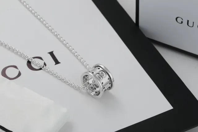 Gucci GG Marmont Interlocking G Cylindrical Pendant Necklace 5
