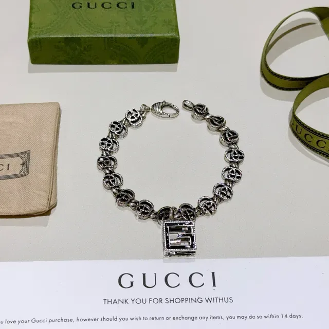 Gucci GG Marmont Interlocking G-Link Silver and Black Enamel Bracelet 8