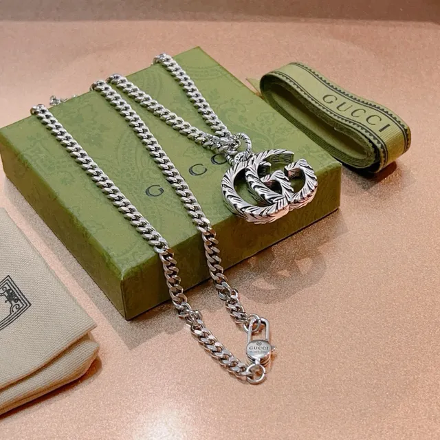 Gucci GG Marmont Interlocking G Rope Motif Silver Necklace 3