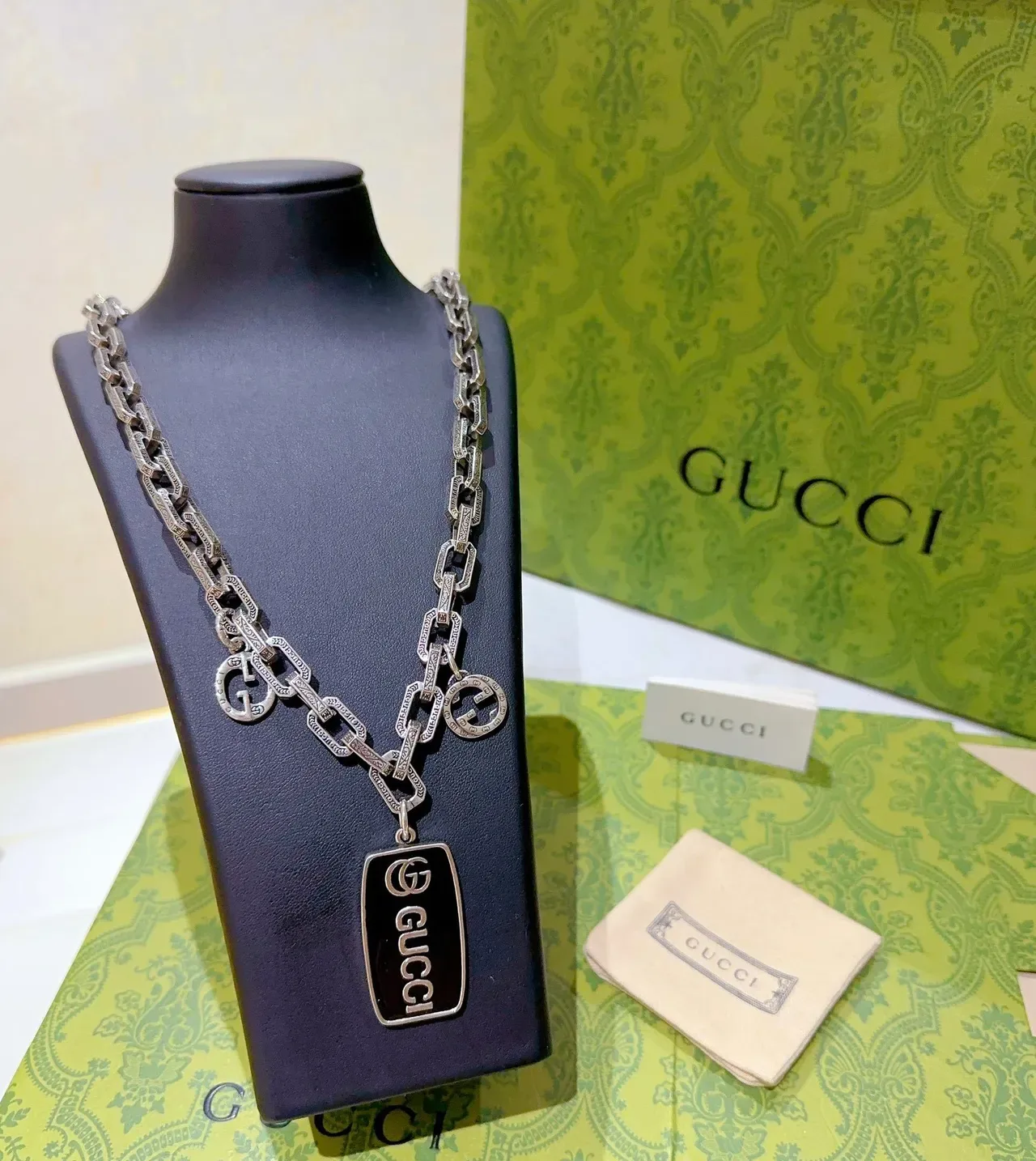 Gucci GG Marmont Colar Corrente Chunky Link Prata Preta Charms Duplo G 4