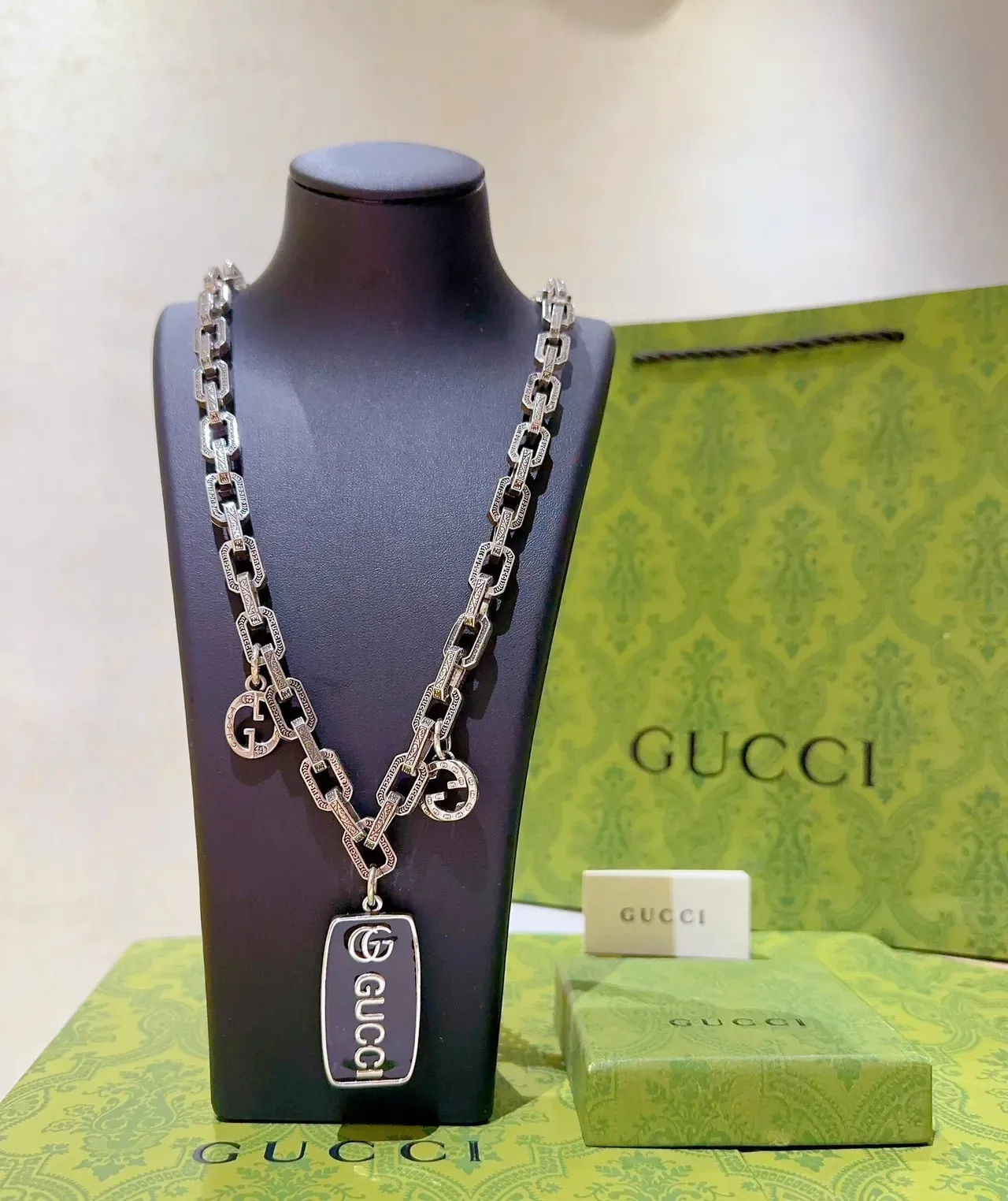 Gucci GG Marmont Colar Corrente Chunky Link Prata Preta Charms Duplo G 9