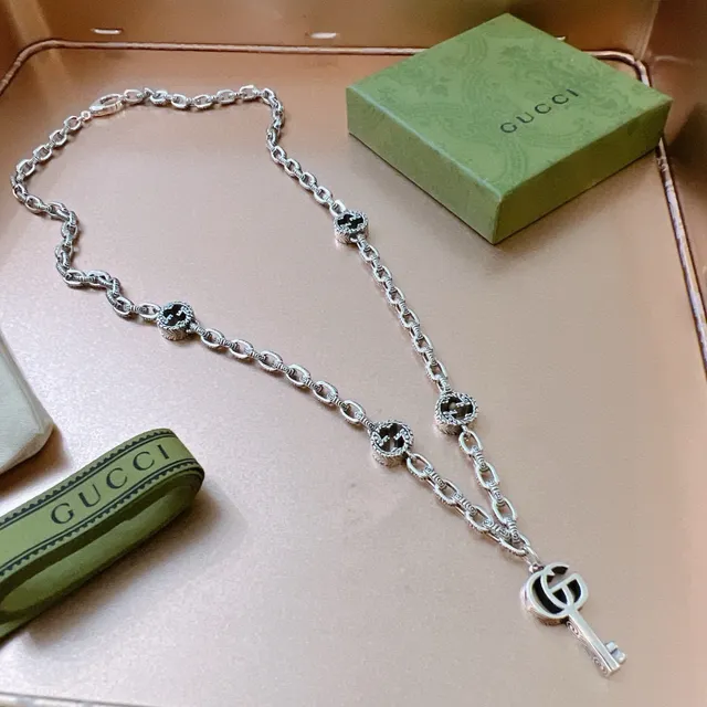 Gucci GG Marmont Key Pendant Silver-Tone Chain Necklace 7