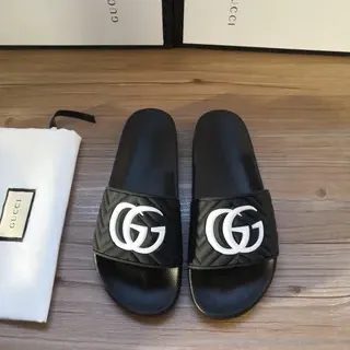 Gucci GG Marmont Quilted Interlocking GG Logo Black Slippers