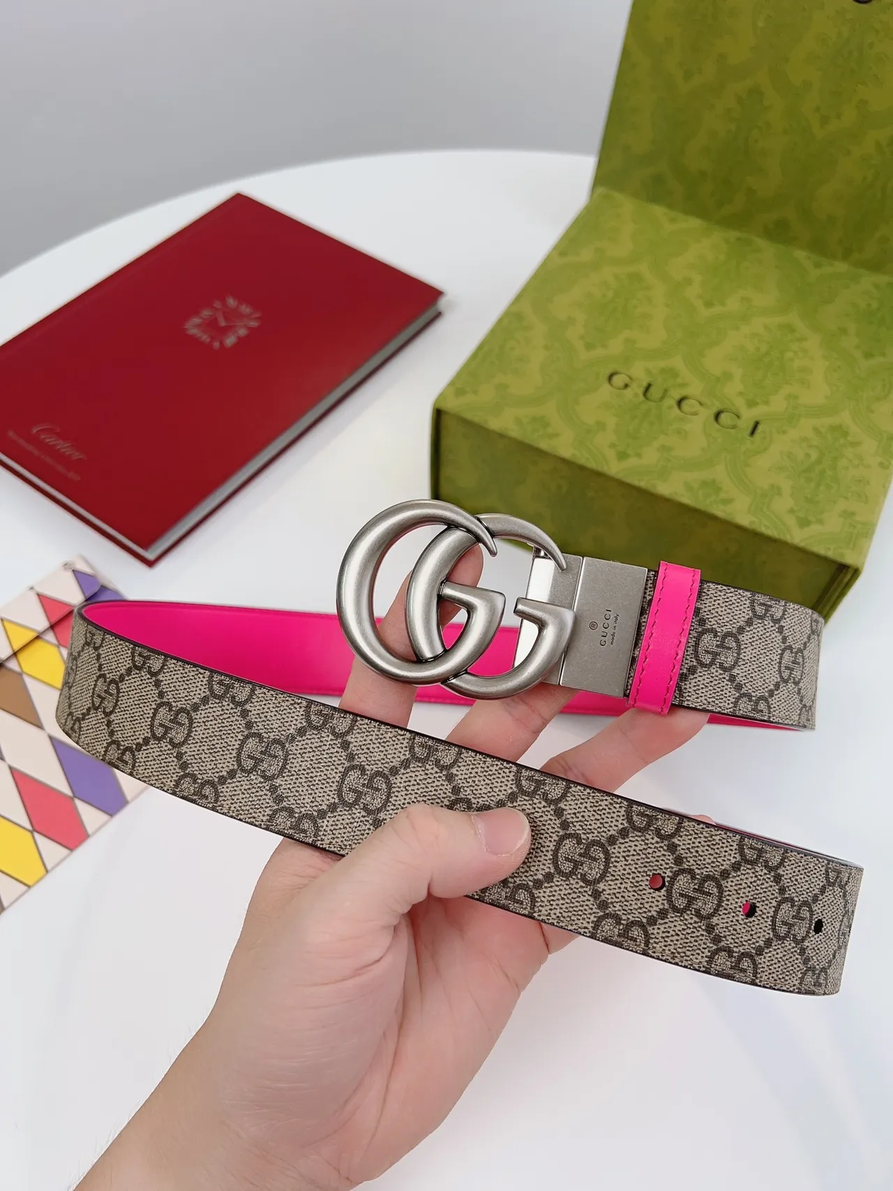 Gucci GG Marmont Reversible Pink and Beige Leather Belt 3