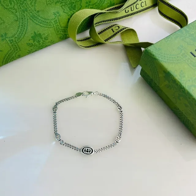 Gucci GG Marmont Silver Black Curb Chain Interlocking Motifs Bracelet 9