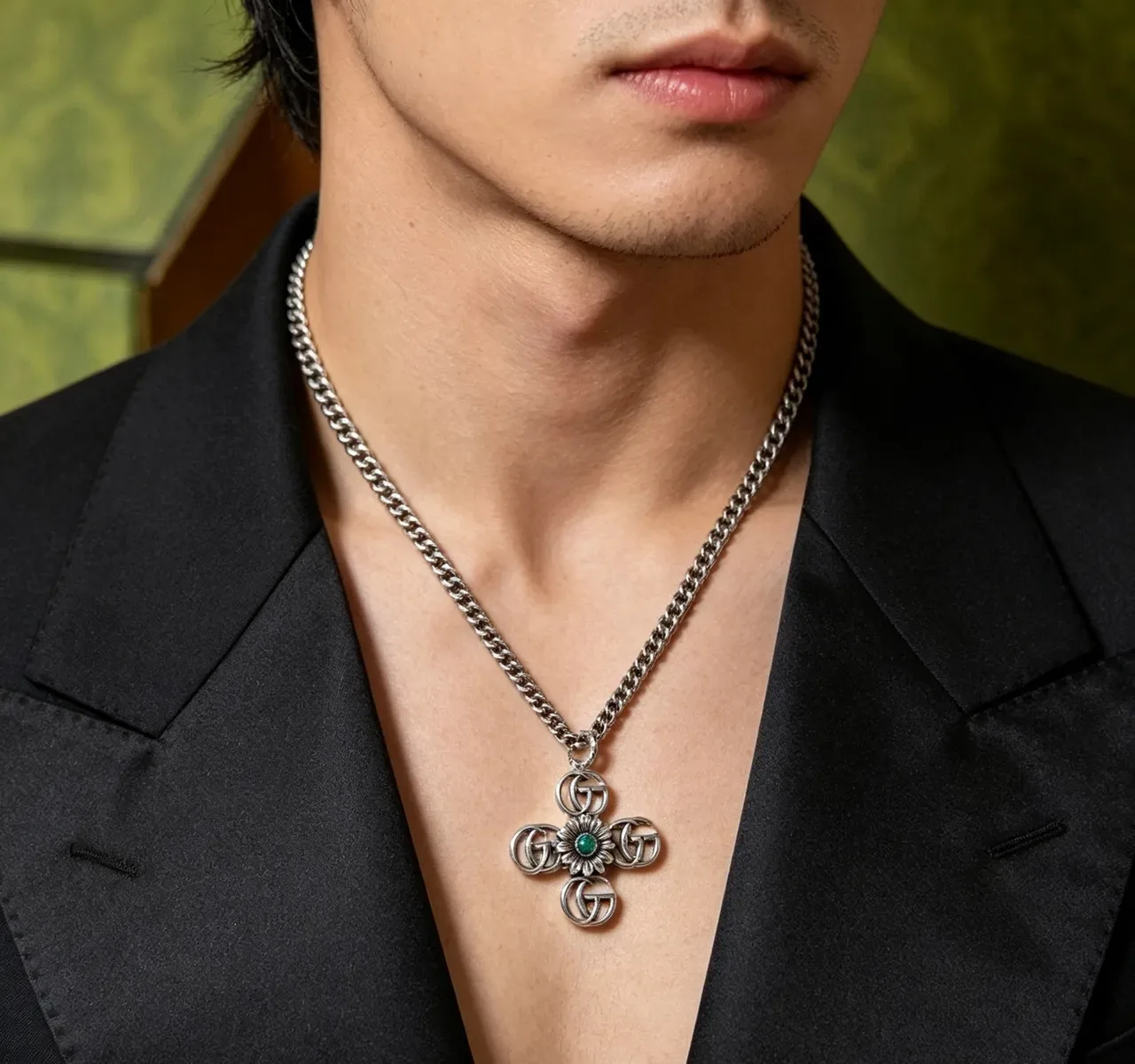 Gucci GG Marmont Silver Blue Chunky Curb Chain Cross Pendant Necklace 5