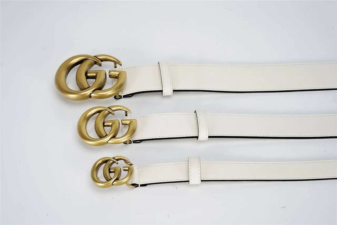 Gucci GG Marmont White Gold Interlocking G Buckle Smooth Leather Belt 2