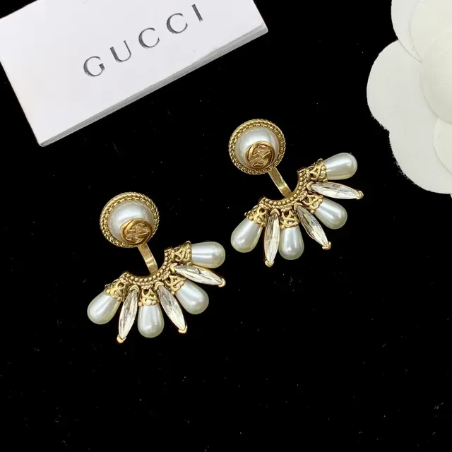 Gucci Gold-Tone Pearl and Crystal Fan Drop Earrings 2