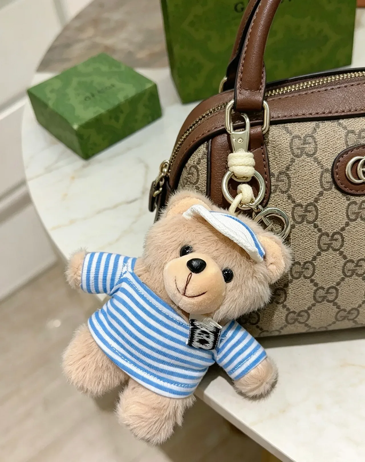 Gucci Green Beige Embossed Leather Interlocking G Hardware Tote Bag 3