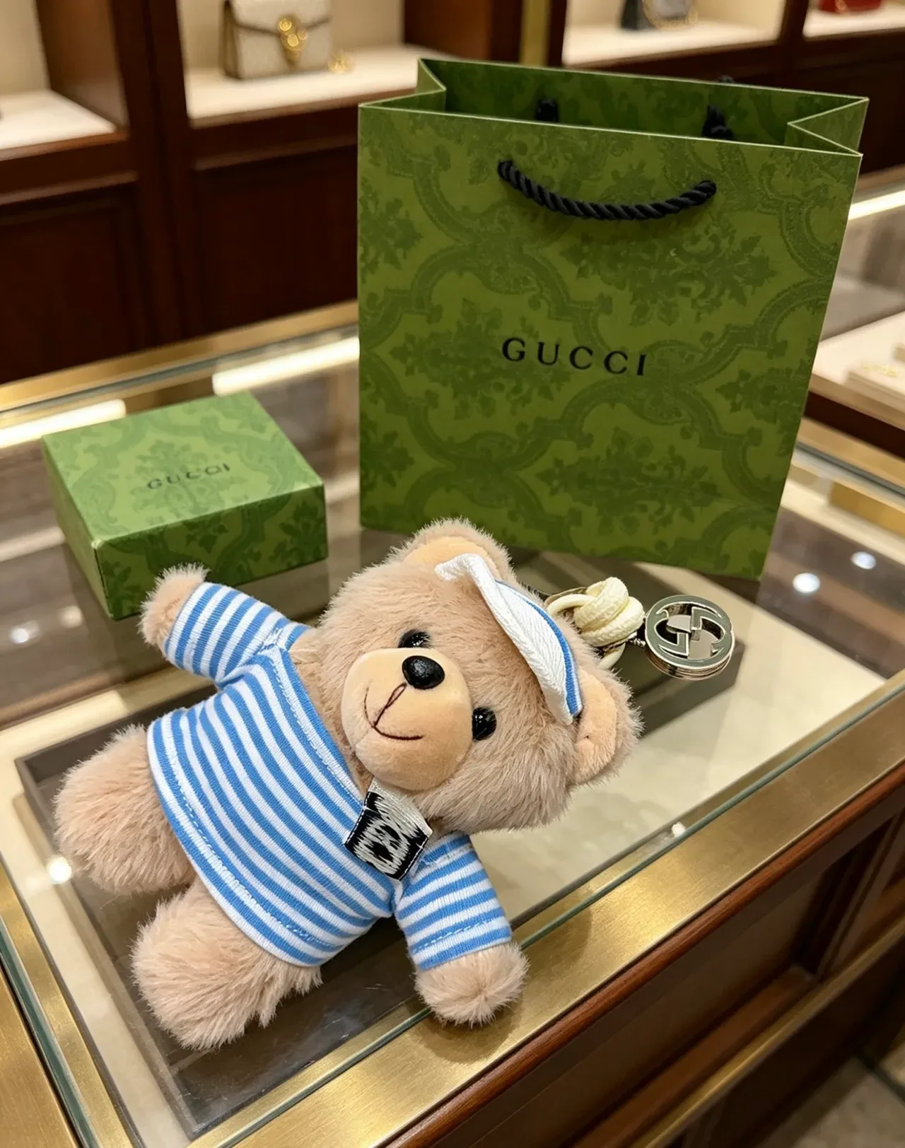 Gucci Green Beige Embossed Leather Interlocking G Hardware Tote Bag 8