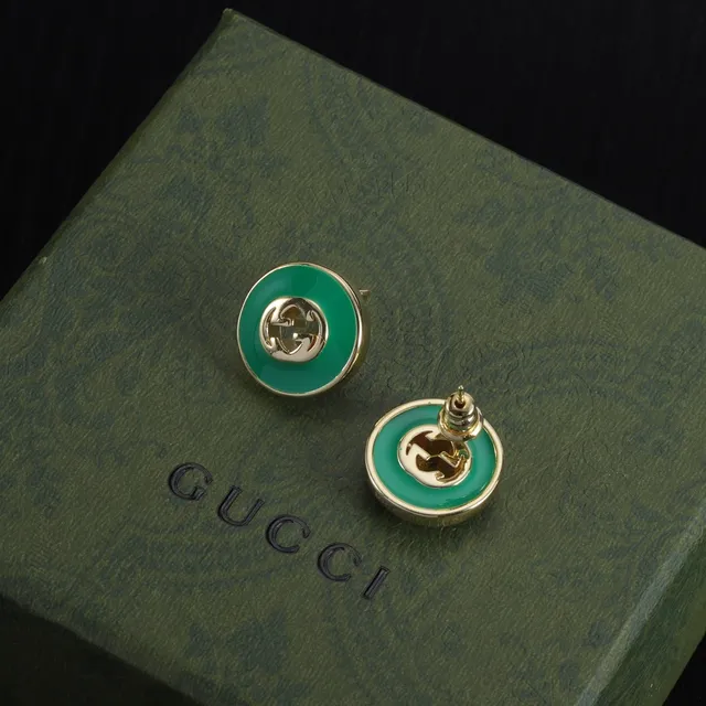 Gucci قلادة مع قرص مينا أخضر ذهبي متشابك شعار G 3