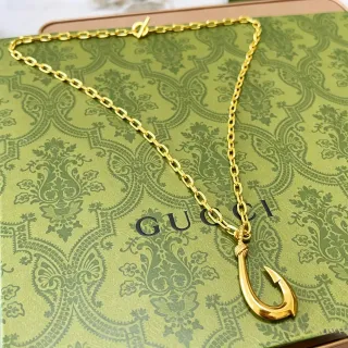 Gucci Hook Pendant Gold-Tone Chain Necklace