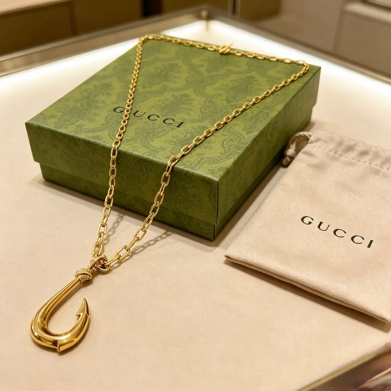 Gucci Hook Pendant Gold-Tone Chain Necklace 4