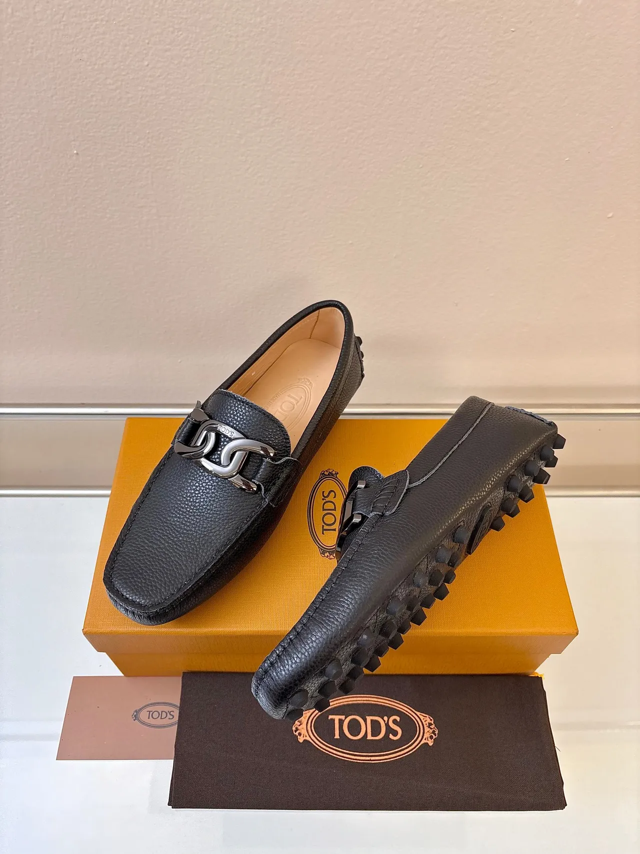 Gucci Horsebit 1955 Black Beige Pebbled Leather Metal Buckle Loafer 2