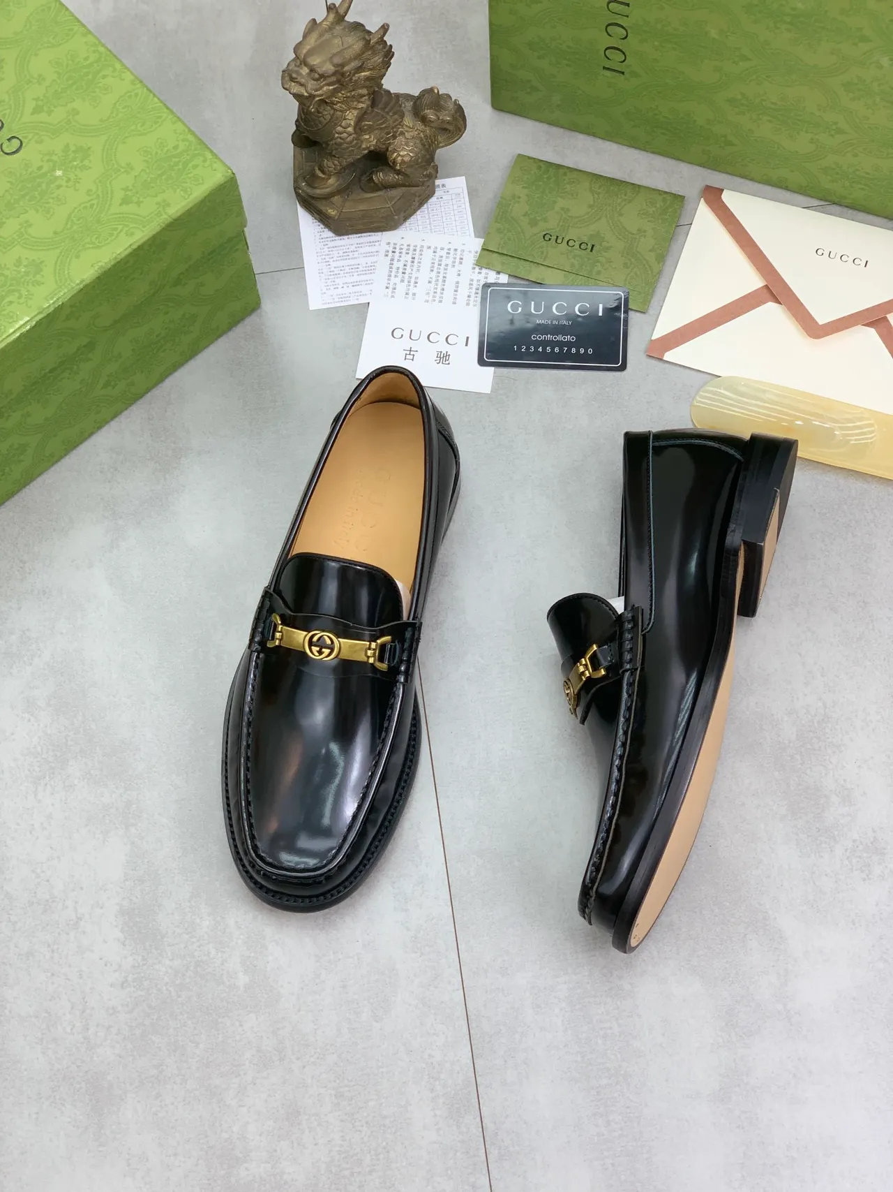 Gucci Horsebit 1955 Noir et Or Cuir Patenté Boucle Mocassins 5