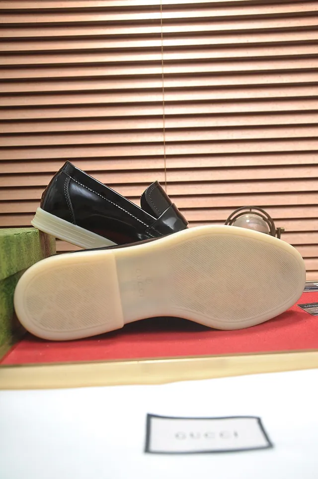 Gucci Horsebit 1955 Loafers en cuir verni noir 4