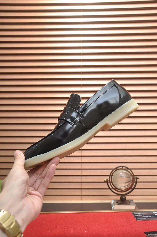 Gucci Horsebit 1955 Loafers en cuir verni noir 6