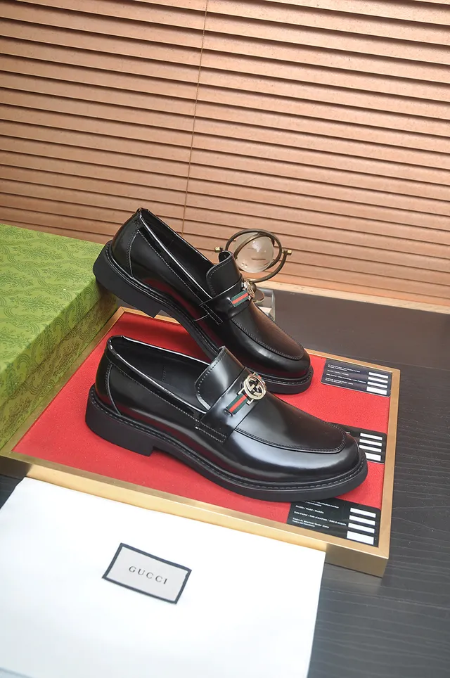 Gucci Horsebit 1955 Black Patent Leather Loafers 4