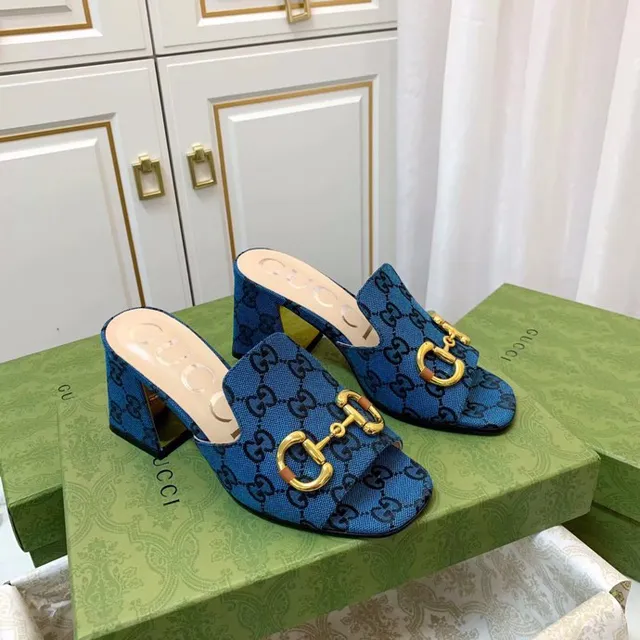 Gucci Horsebit 1955 নীল GG Monogram Canvas Gold Horsebit Mule কাজুয়াল স্যান্ডাল 4