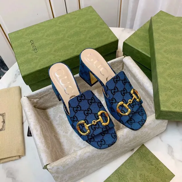Gucci Horsebit 1955 নীল GG Monogram Canvas Gold Horsebit Mule কাজুয়াল স্যান্ডাল 5