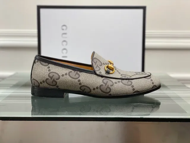 Gucci Horsebit 1955 GG Supreme Beige Loafers 9
