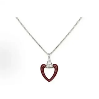 Gucci Horsebit 1955 Collier en émail rouge en forme de cœur