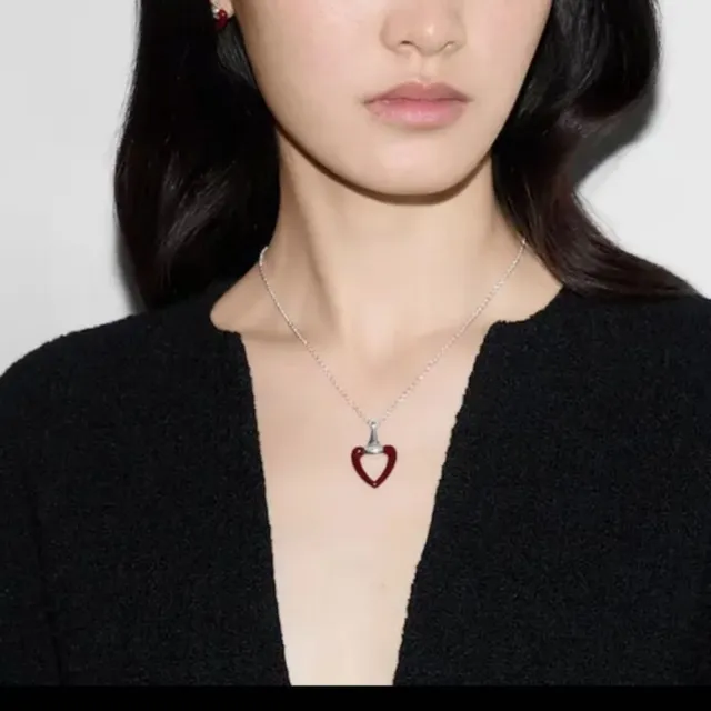Gucci Horsebit 1955 Red Enamel Heart Necklace 2