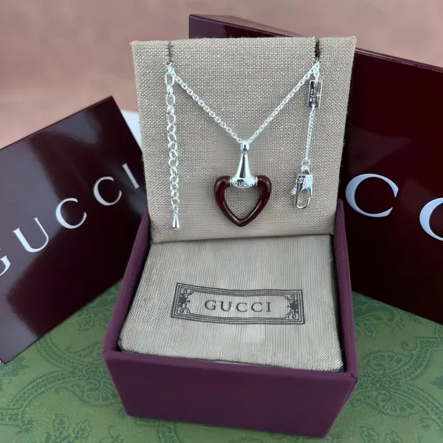 Gucci Horsebit 1955 Red Enamel Heart Necklace 8