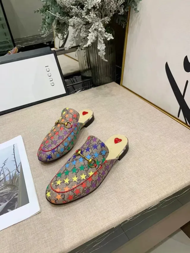 Gucci Horsebit 1955 loafers à impression d'étoiles 1