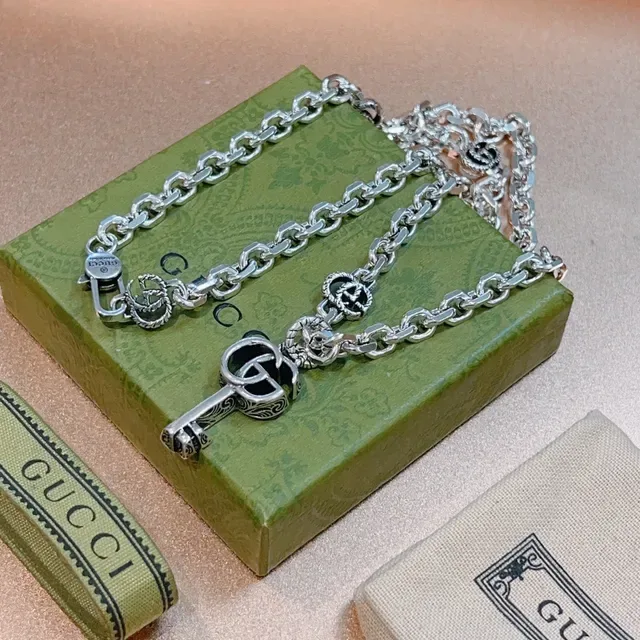 Gucci Interlocking G Key Pendant Silver Chain Necklace 3