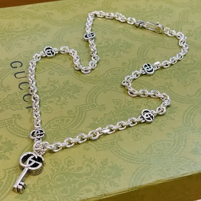 Gucci Interlocking G Key Pendant Silver Chain Necklace 7